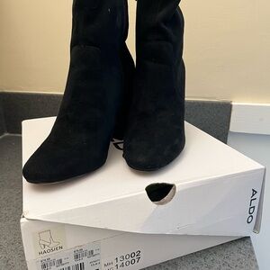 Aldo short boots in excellent condition!   Very comfortable.   Only worn twice.